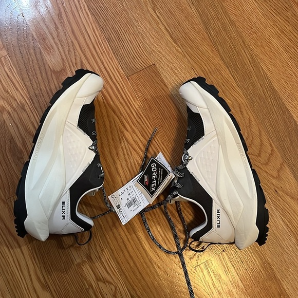 Salomon Elixir Gore-Tex Size 8 NWT - Picture 6 of 14